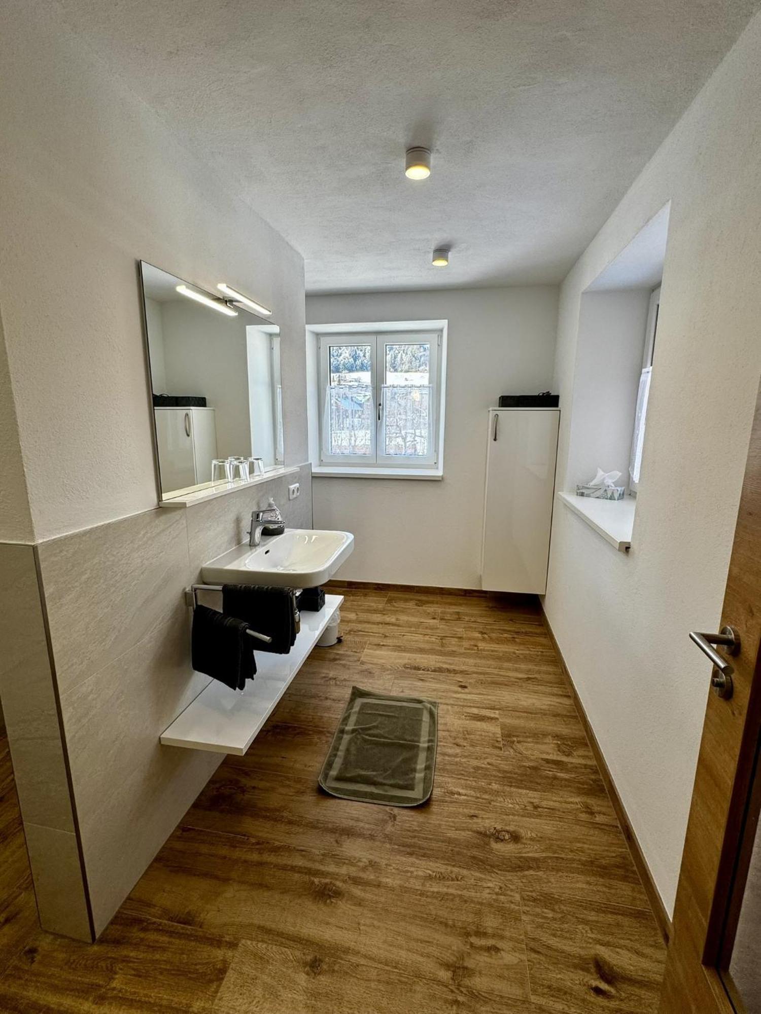 Heli'S Holiday Suites, 8992 Altaussee, Suites "Dachstein", "Sarstein", "Trisselwand" Room photo